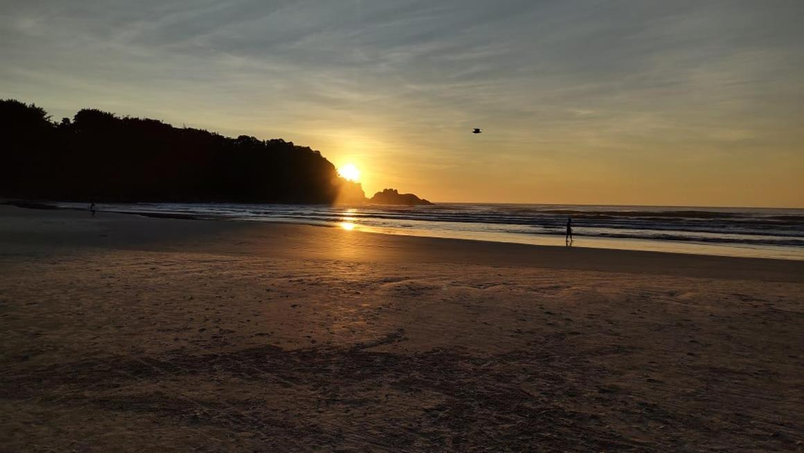 Apartamento Ubatuba - Praia Grande - 250M Da Praia ภายนอก รูปภาพ